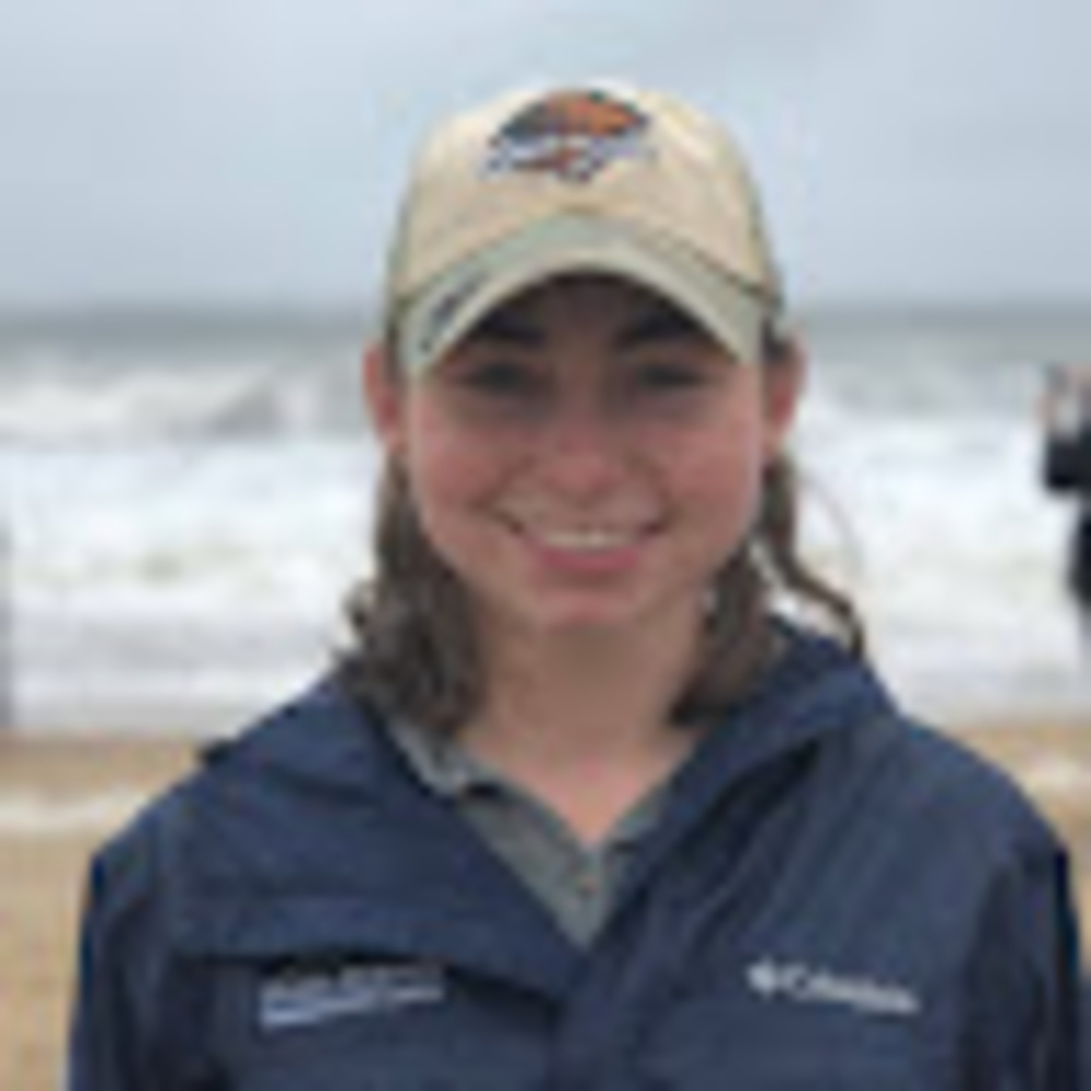 Meet your Posher, Alyssa